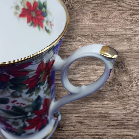 Royal Patrician poinsetta mug set of 3 coffee mugs - Picture 3 of 9